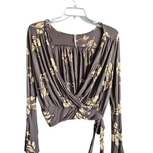 Free People Fiona Bell Sleeve Surplice‎ Tie Waist Floral Top Sz Small